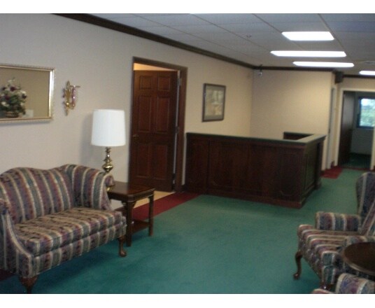 More Photos Of 130 Bates Ave SW, Winter Haven Office For Lease