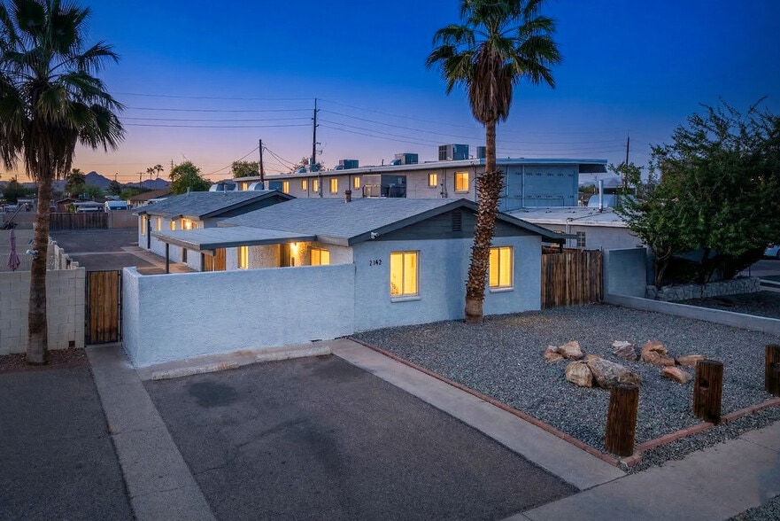 More Photos Of 2142 E Taylor St, Phoenix Multifamily For Sale