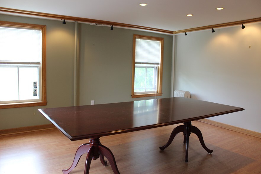 More Photos Of 239 Lexington Ave, Mount Kisco Loft Creative Space For Sale