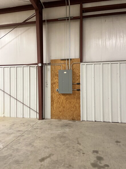 More Photos Of 4119 Shady Ln, Enid Light Distribution For Sale