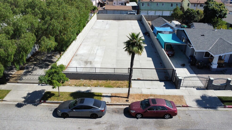 More Photos Of 2632 56th st, Huntington Park Land For Lease
