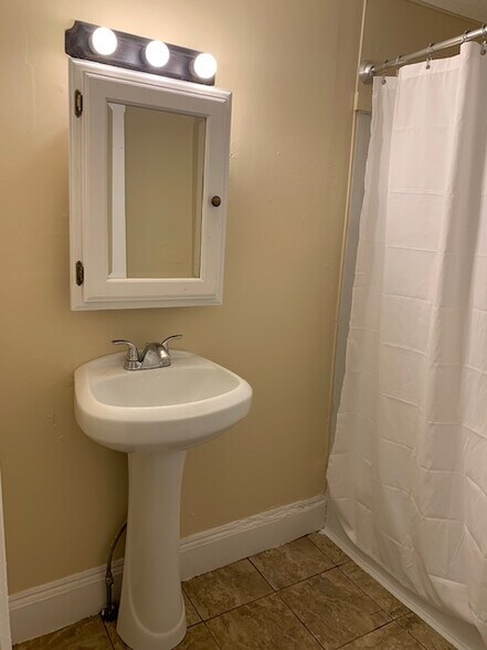 More Photos Of 75 Sherman St, Portland Apartments For Sale