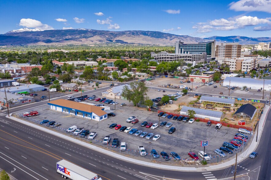 More Photos Of 295 Kietzke Ln, Reno General Retail For Lease