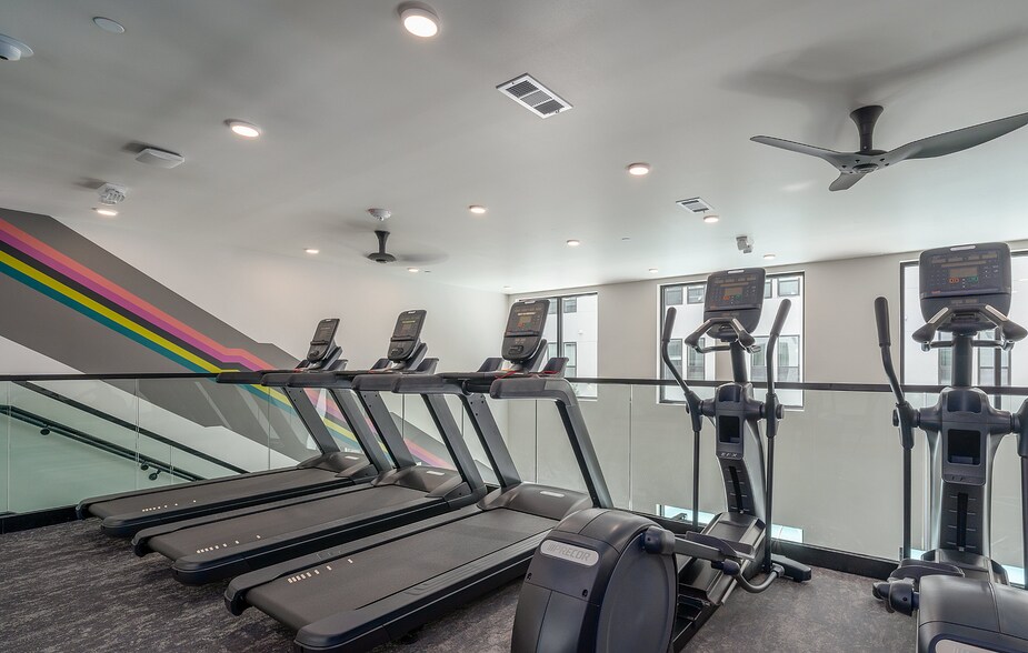 More Photos Of 713 Richmond Ave, Houston Apartments For Lease