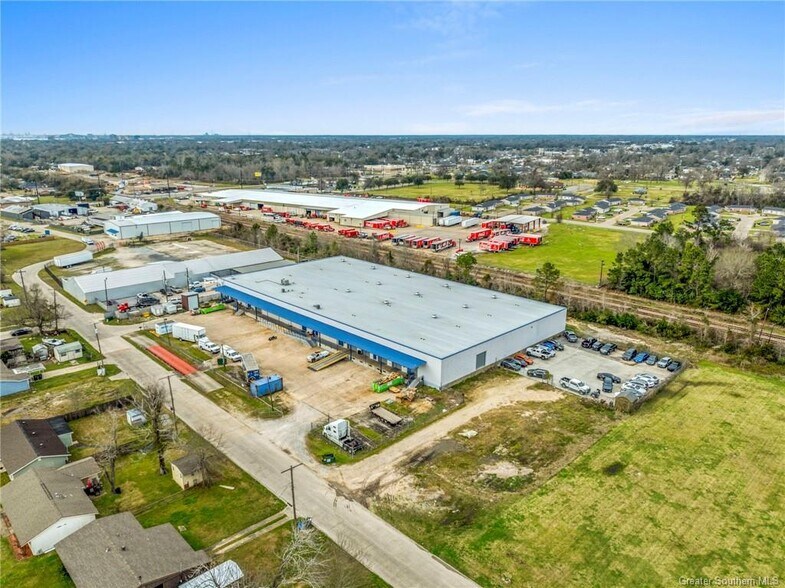 More Photos Of 2925 Industrial Ave, Lake Charles Distribution For Sale