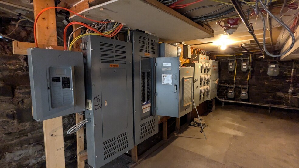 More Photos Of 47, 53-55 Congress Street, Troy General Retail For Sale