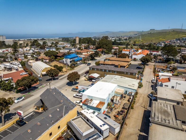 More Photos Of 1150 Main St, Morro Bay Warehouse For Sale