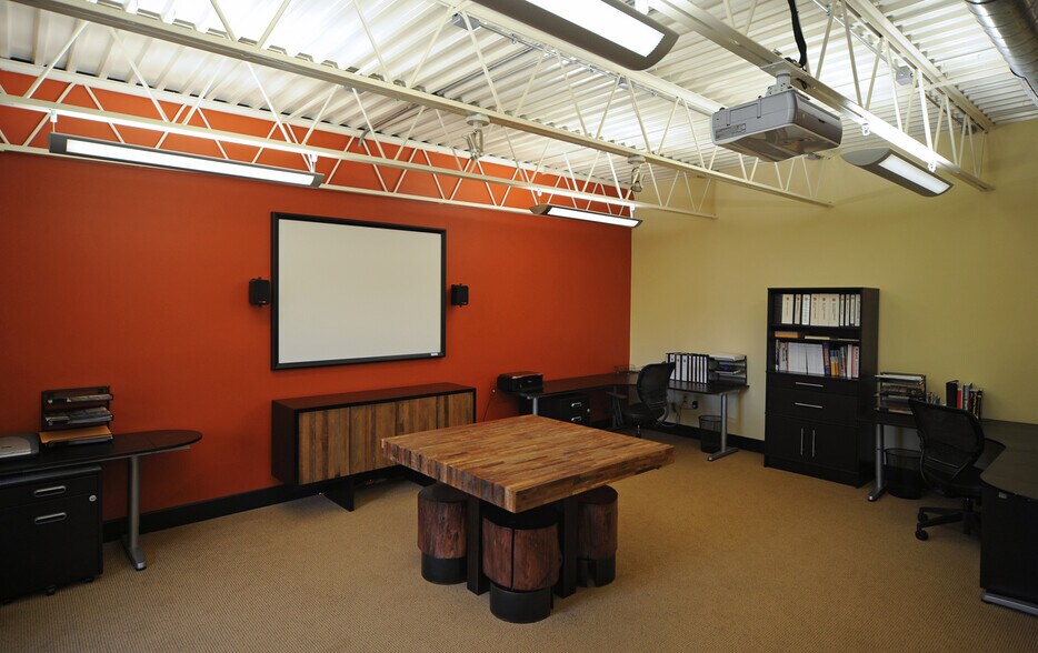 More Photos Of 1001 Rectory Ln, Baltimore Warehouse For Sale