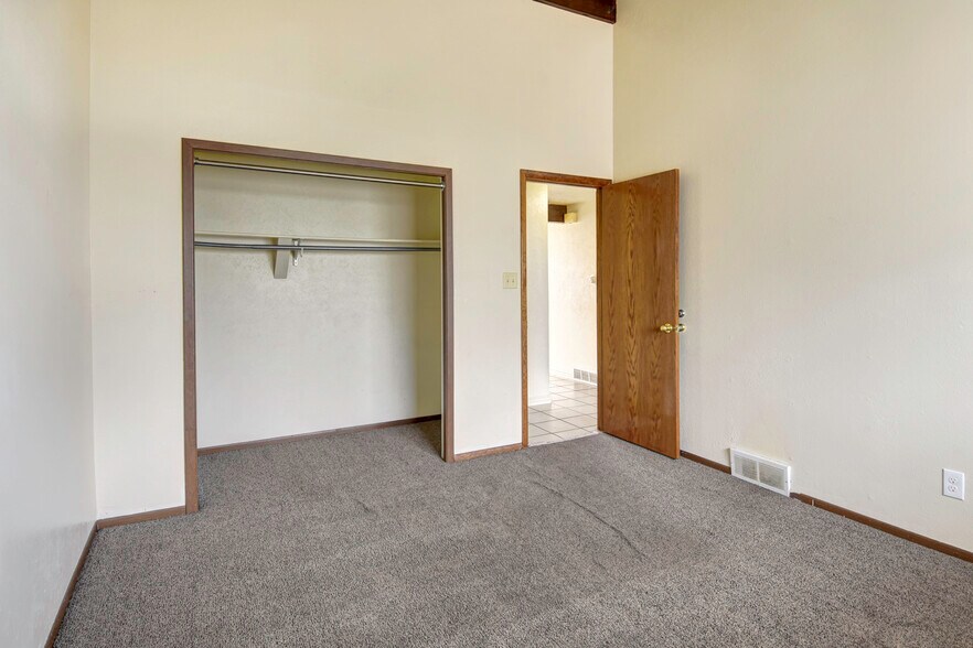 More Photos Of 1618 Donovan Pl, Longmont Multifamily For Sale