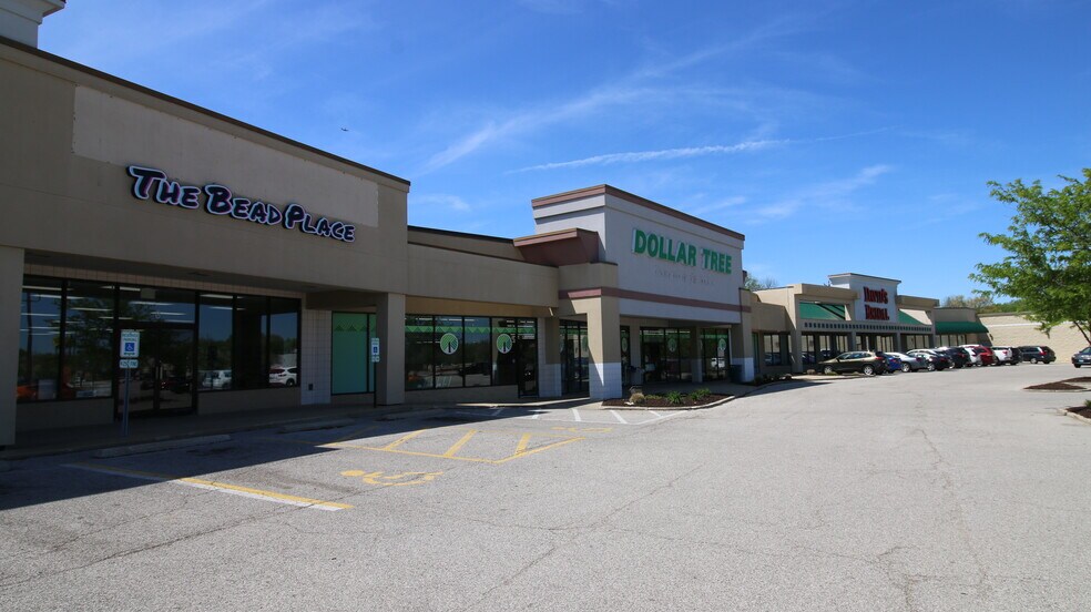 More Photos Of 1-125 Plaza Dr, Fairview Heights Storefront For Lease