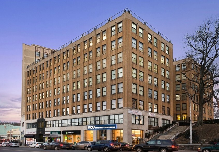 30 S Broadway, Yonkers, NY 10701 Lofts/Showrooms For Lease