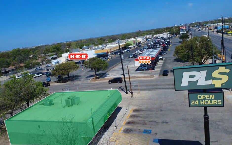 More Photos Of 1119 S WW White Rd, San Antonio Freestanding For Sale