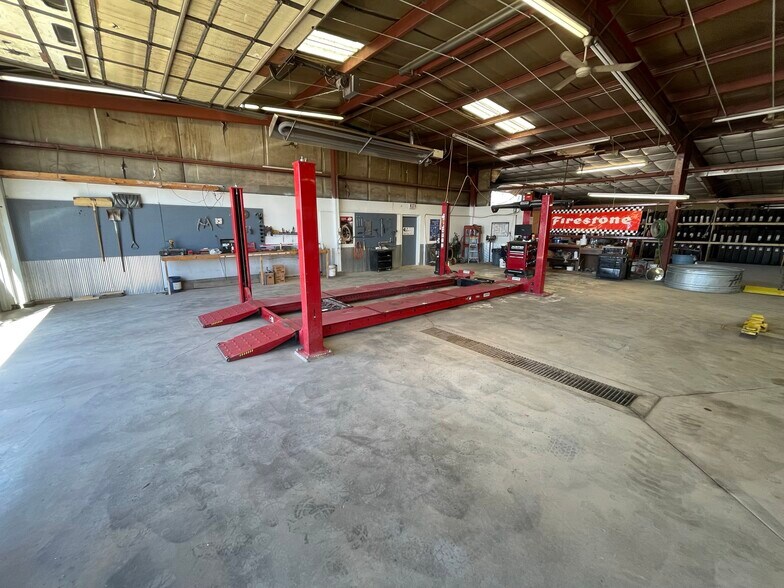 More Photos Of 115 E E St, Ogallala Auto Repair For Sale