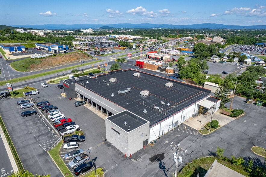 More Photos Of 1740 E Market St, Harrisonburg Storefront Retail Office For Sale