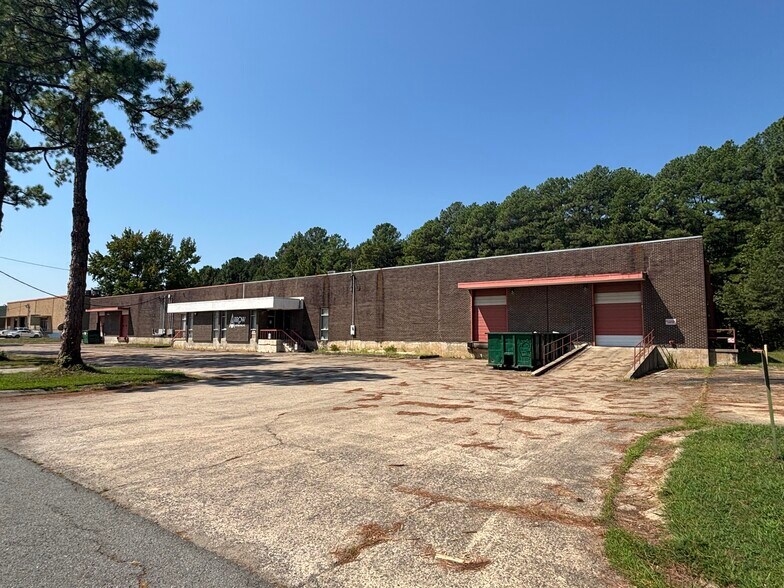 More Photos Of 6200 Dividend St, Little Rock Industrial For Sale