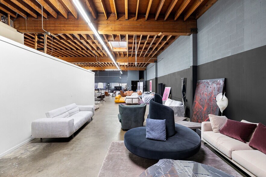 More Photos Of 3364 S Robertson Blvd, Los Angeles Warehouse For Sale