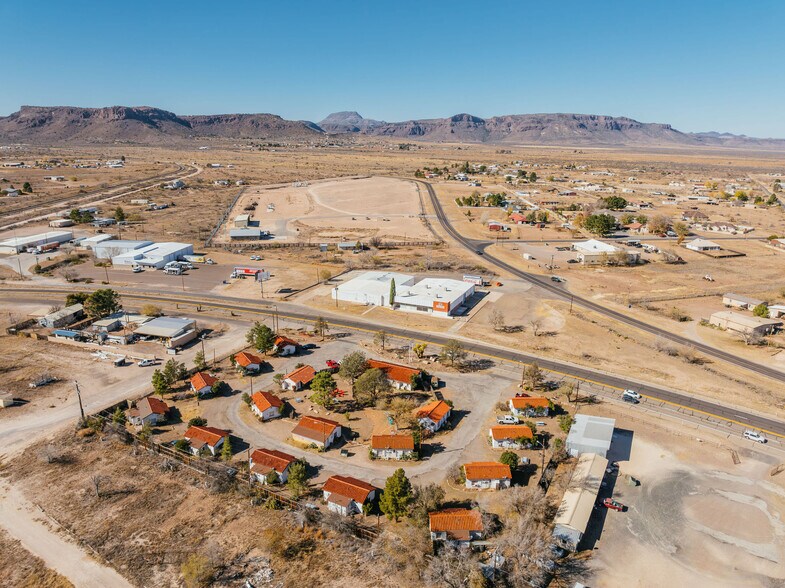 More Photos Of 2310 W Highway 90, Alpine Hotel For Sale