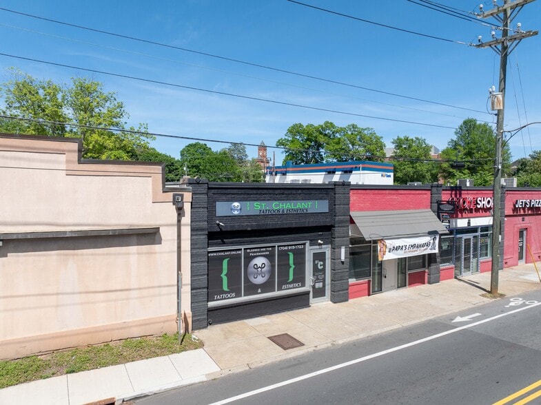 Primary Photo Of 1800-1818 Rozzelles Ferry Rd, Charlotte Freestanding For Lease