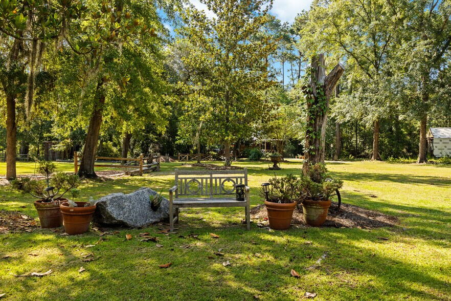 More Photos Of 438 Kessler Loop, Guyton Hospitality For Sale