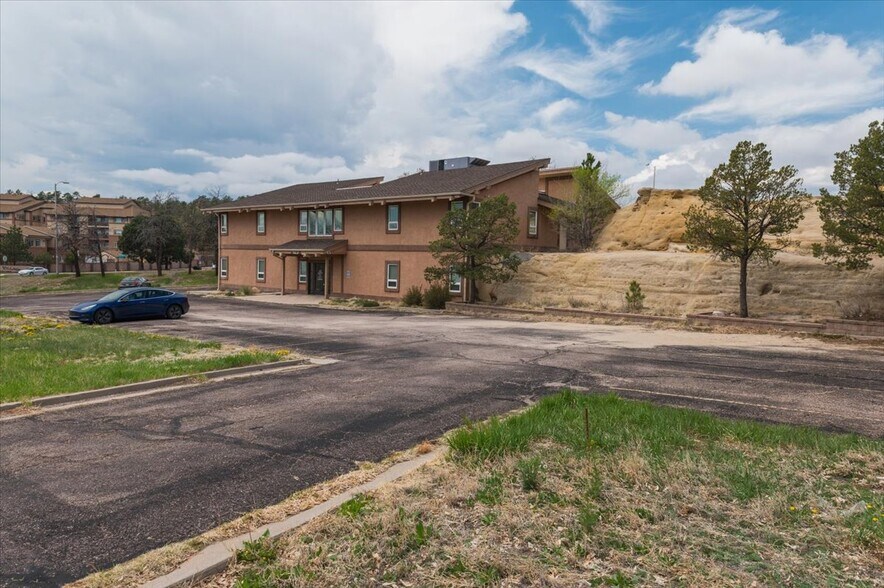 More Photos Of 2850 W Serendipity Cir, Colorado Springs Medical For Sale