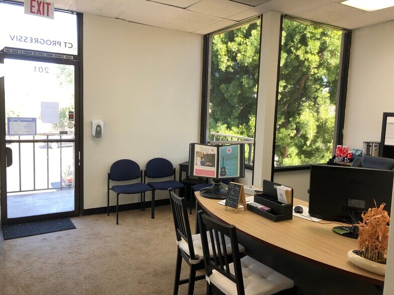 More Photos Of 895 E Yorba Linda Blvd, Placentia Office For Lease