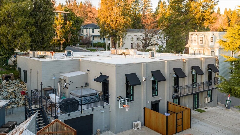 More Photos Of 224 Church St, Nevada City Office For Sale