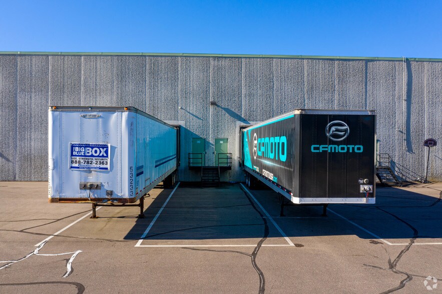 More Photos Of 3555 Holly Ln N, Plymouth Manufacturing For Lease