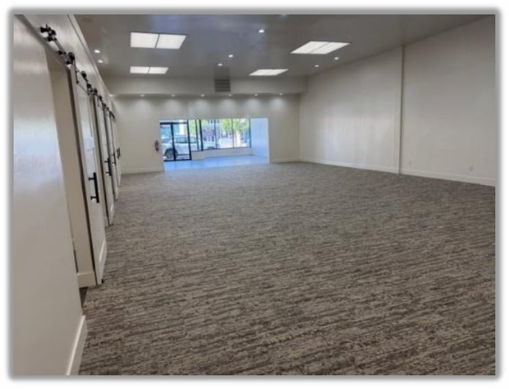 More Photos Of 917-935 W Texas St, Fairfield Storefront For Lease
