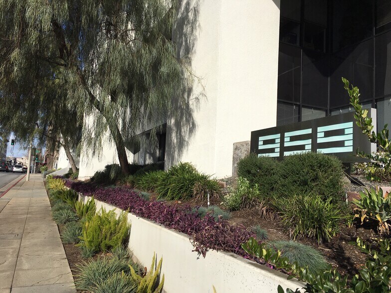 More Photos Of 959 E Walnut St, Pasadena Office For Lease
