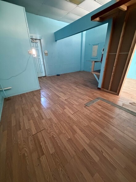 More Photos Of 19 E High St, Elizabethtown Apartments For Lease