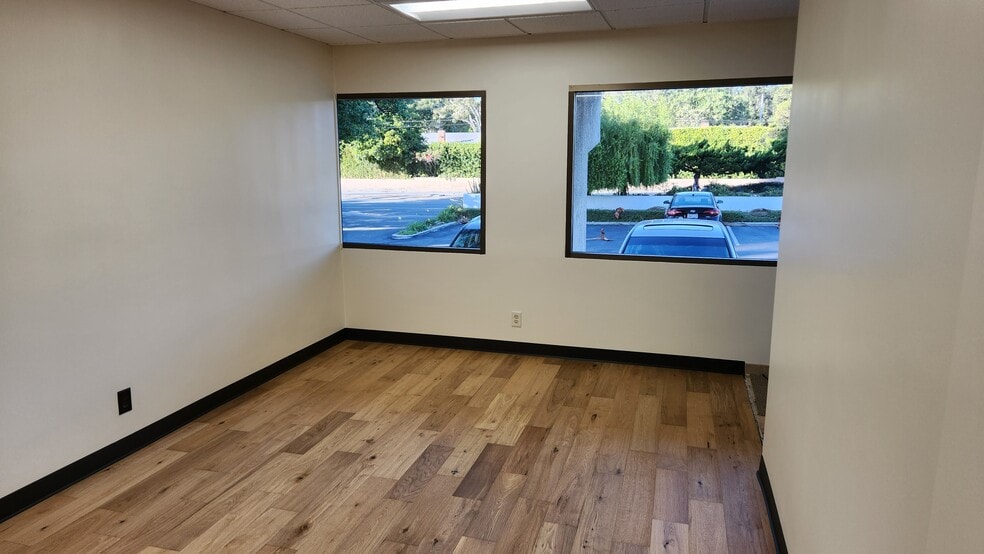 More Photos Of 5450 Telegraph Rd, Ventura Office For Lease