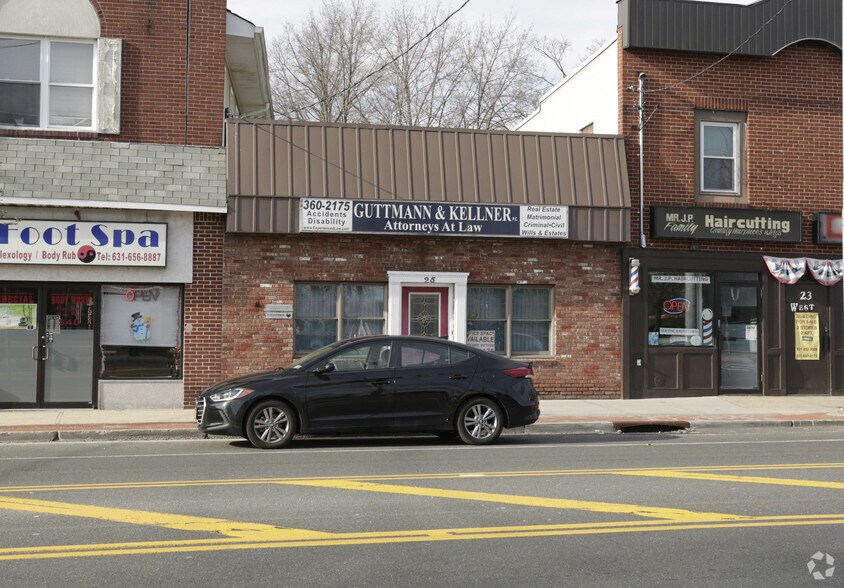 More Photos Of 25 W Main St, Smithtown Office For Sale