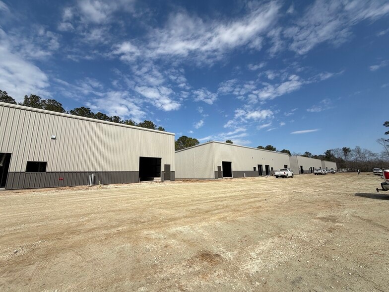 Primary Photo Of 10342 Highway 78 E, Summerville Warehouse For Lease