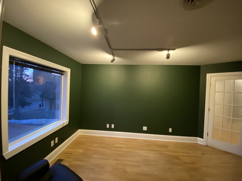 More Photos Of 1865 Old Hudson Rd, Saint Paul Loft Creative Space For Lease