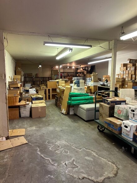 More Photos Of 2663-2667 W Pico Blvd, Los Angeles Storefront For Sale