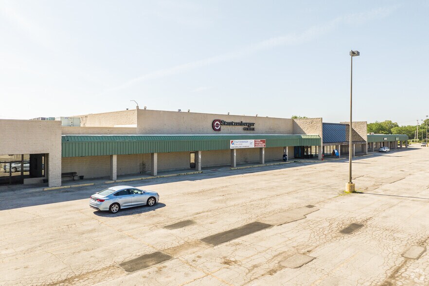 Primary Photo Of 5105-5115 Glendale Ave, Toledo Freestanding For Lease