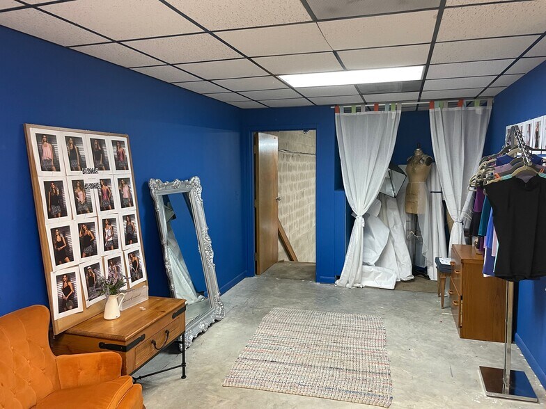 More Photos Of 12000 SW 132nd Ct, Miami Light Distribution For Lease