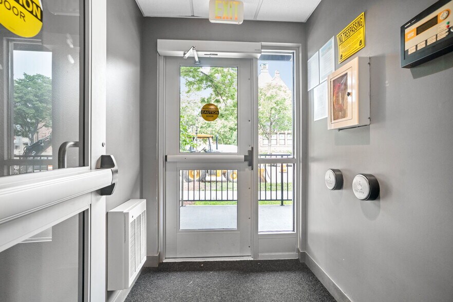 More Photos Of 1935 Park Ave, Minneapolis Apartments For Sale