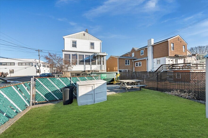 More Photos Of 30 College Pl, Yonkers Multifamily For Sale