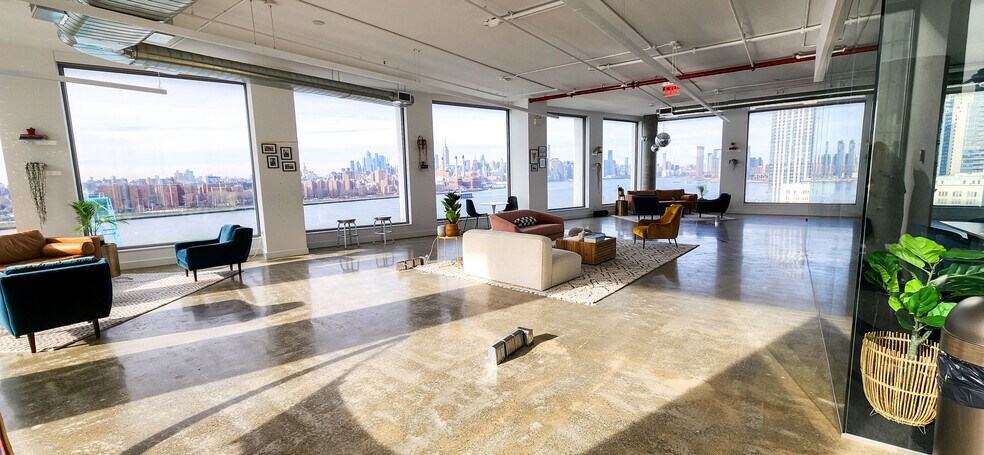 More Photos Of 10 Grand St, Brooklyn Office For Lease