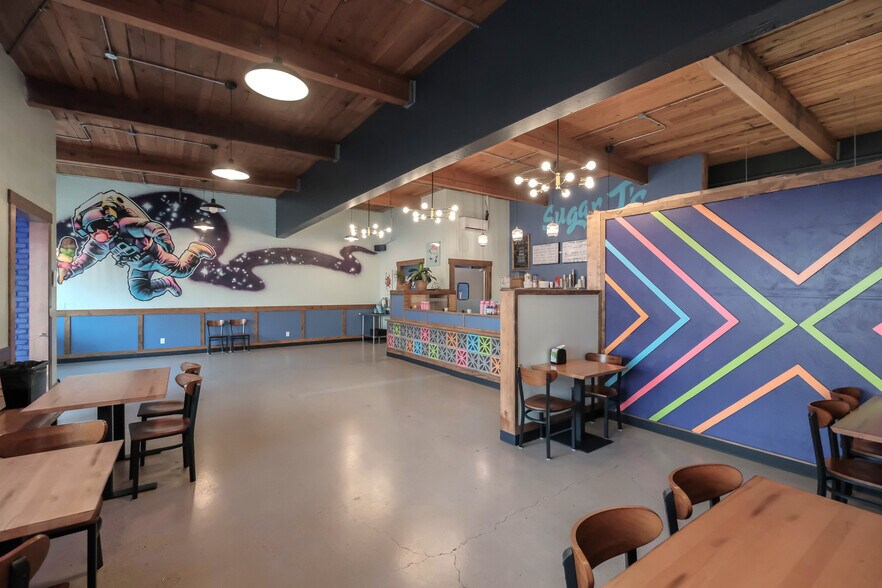 More Photos Of 220 2nd Ave SW, Albany Restaurant For Sale