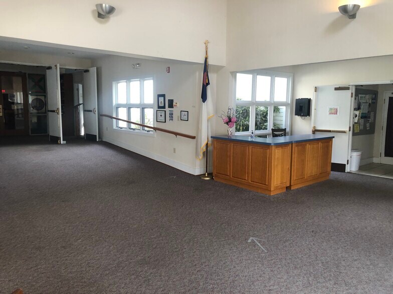 More Photos Of 722 Rockbridge Rd SW, Lilburn Religious Facility For Lease