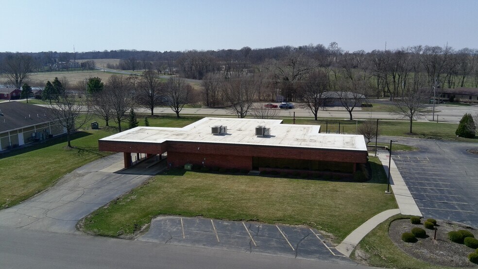 More Photos Of 1795 Madison Rd, Beloit Bank For Sale