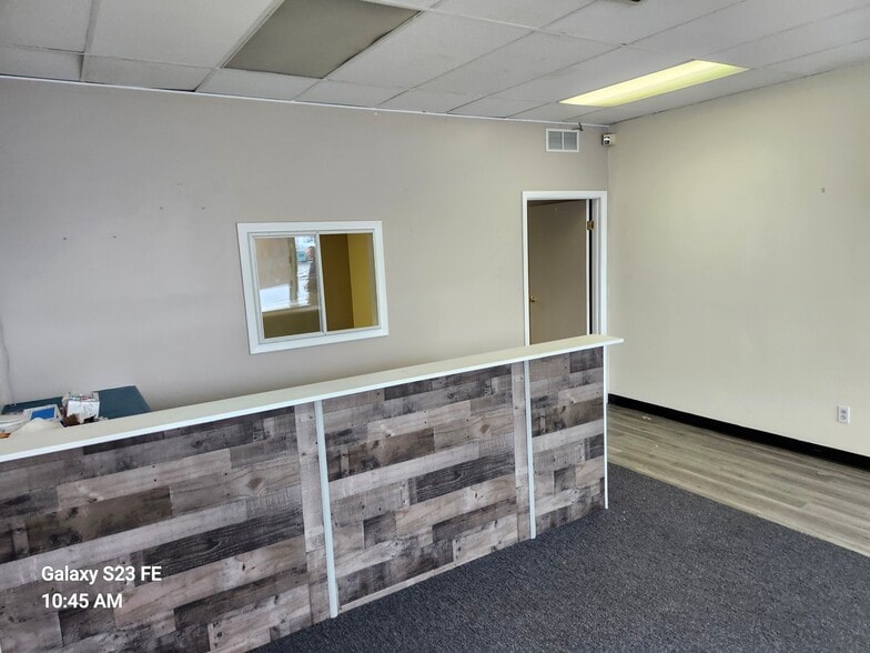 More Photos Of 716 Macdade Blvd, Folsom Freestanding For Sale