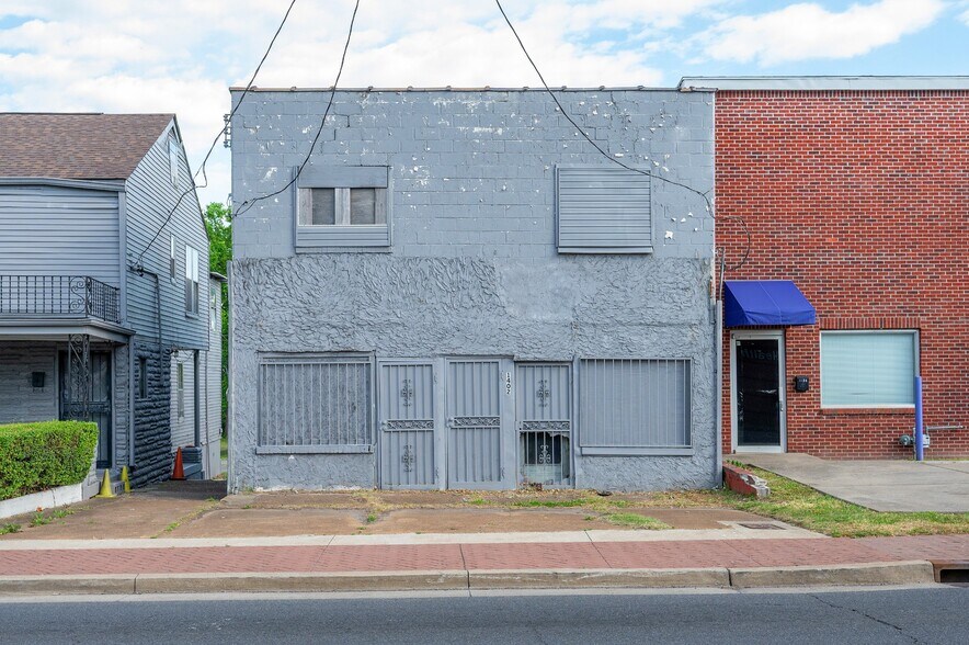 More Photos Of , Nashville Unknown For Sale