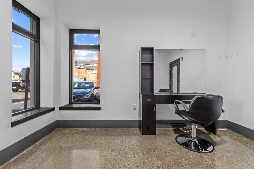 More Photos Of 22-44 Eastern Ave, Malden Office For Lease