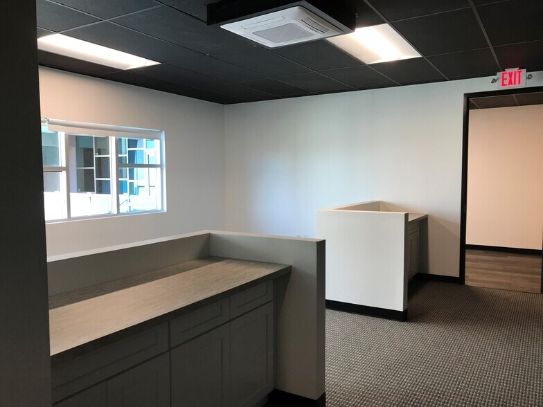 More Photos Of 37 S Water St, Henderson Office Residential For Lease