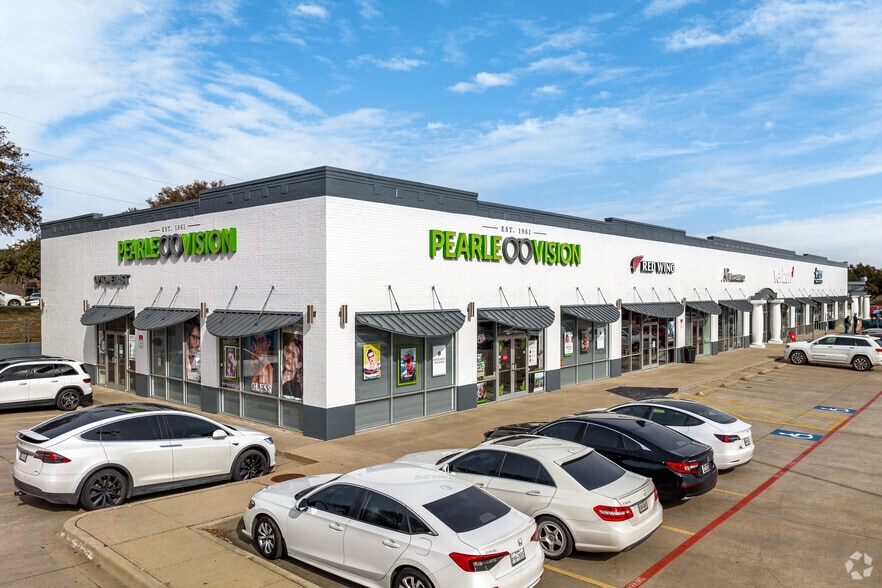 More Photos Of 2403 S Stemmons Fwy, Lewisville General Retail For Lease