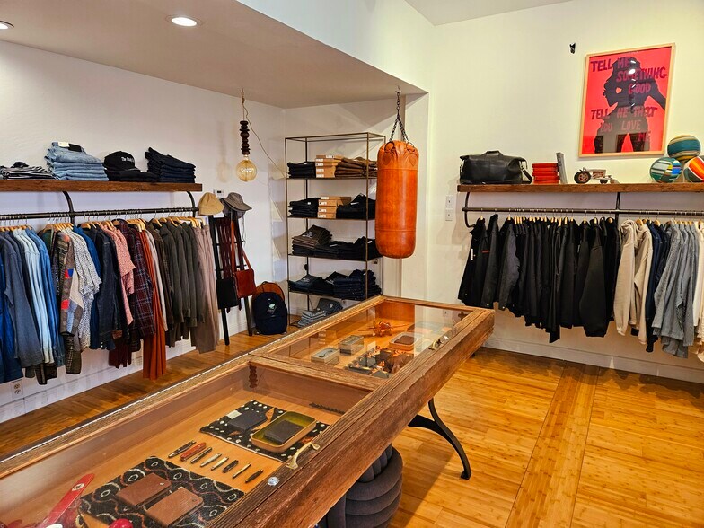 More Photos Of 10470 Lansing St, Mendocino Storefront For Sale