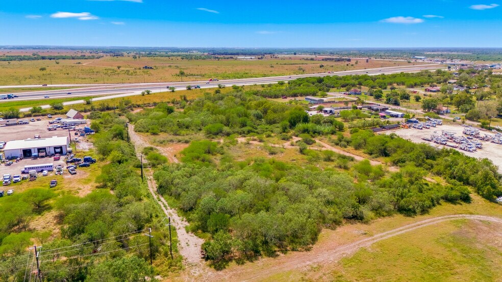 More Photos Of 2904 US Highway 59 Hwy, Victoria Land For Sale